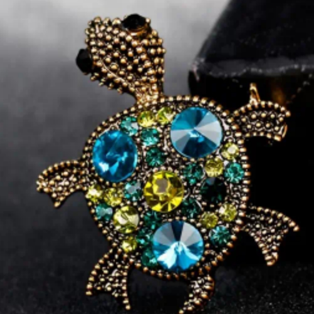 NEW Regency Gold Turtle Gift Brooch with Blue and‎ Green Crystals (#299)